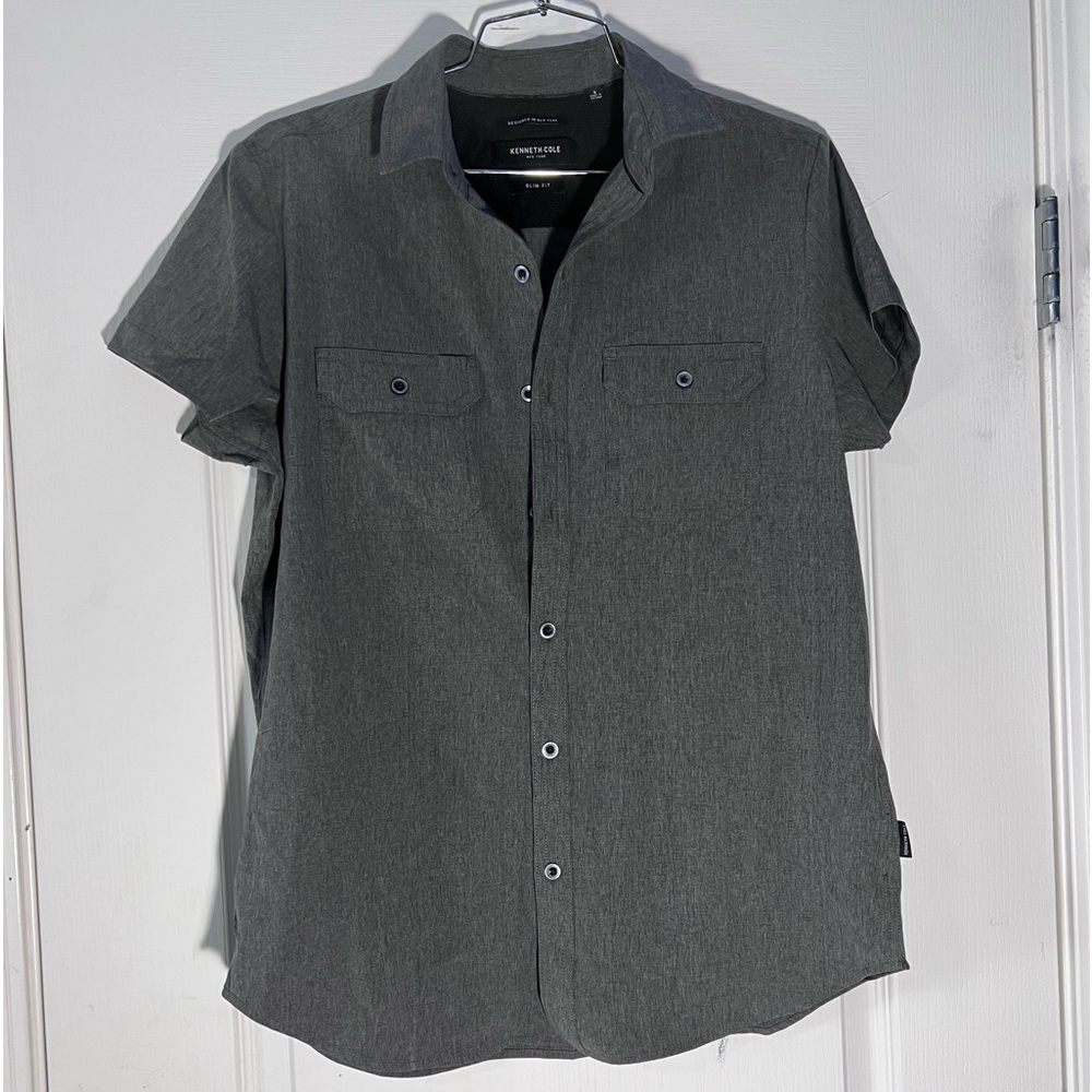 Kenneth Cole New York Slim Fit Short Sleeve Dress Shirt, Great Condition